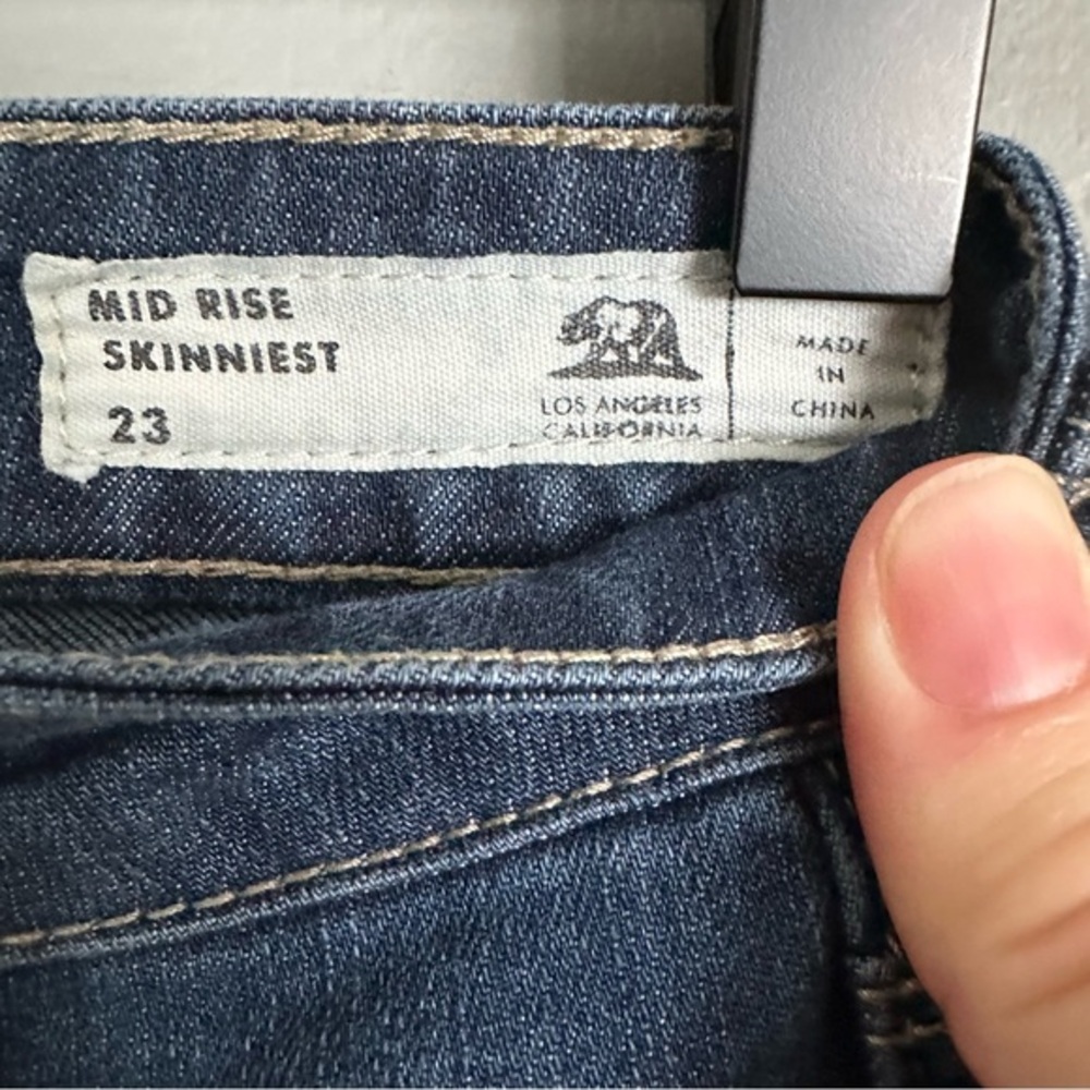 Bullhead‎ Denim Mid-Rise Skinniest Skinny Jeans | Dark Wash - Picture 2 of 8